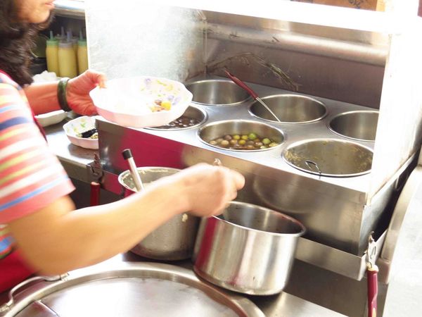 【花蓮美食】五霸焦糖包心粉圓冰-焦糖挫冰