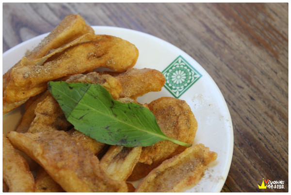 王記茶舖:花蓮市|可久坐的茶點及飲品專賣店『王記茶舖人文茶館 (中山店)』 Hualien 花蓮火車站 無限時 悠閒 餐廳 美食 飲料 推薦