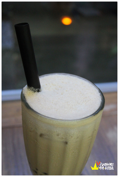 王記茶舖:花蓮市|可久坐的茶點及飲品專賣店『王記茶舖人文茶館 (中山店)』 Hualien 花蓮火車站 無限時 悠閒 餐廳 美食 飲料 推薦