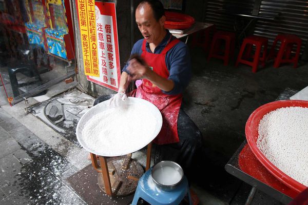 金山老街鴨肉石門老梅綠石槽台北北海岸一日遊