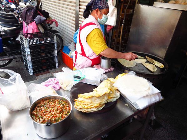 【花蓮美食早餐】德安一街無名早餐店-現點現做的美味