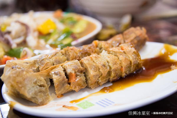 佳興冰菓室：【花蓮|佳興冰菓室】來冰菓室吃飯吧!! 什錦麵超超值 再來杯檸檬汁當點心!!