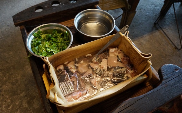 光復紅瓦屋餐廳：花蓮光復 - 鐵馬遊馬太鞍 vs 紅瓦屋餐廳: 原民風味石頭火鍋