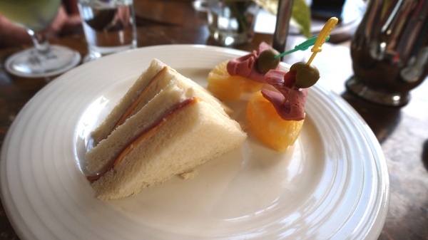 遠雄悅來-浮光大廳酒廊:花蓮遠雄悅來飯店 - 無敵海景下午茶