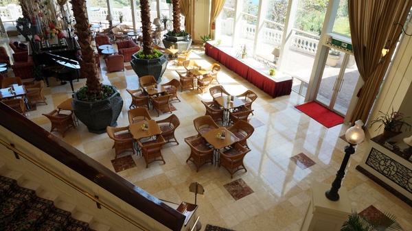 遠雄悅來-浮光大廳酒廊:花蓮遠雄悅來飯店 - 無敵海景下午茶