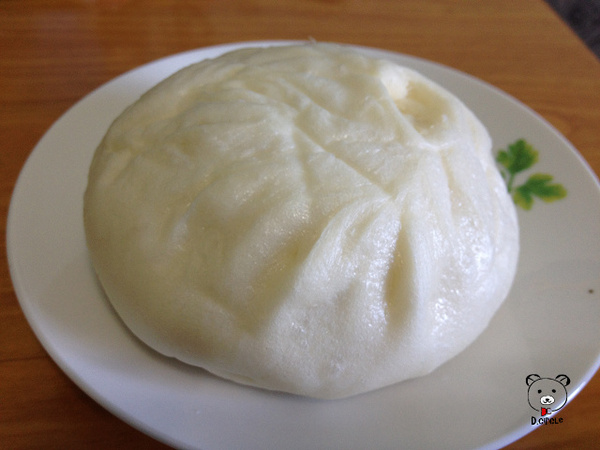 大鼻南包子饅頭專賣店:宜蘭●市區-大鼻南包子饅頭專賣店~包子饅頭一律10元呦~!!