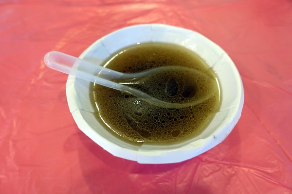 大灶雞:(胖樺食記)宜蘭礁溪推薦必吃美食「大灶雞」,高CP值熱炒加上美味多汁的大隻甕窯雞讓人大呼過癮