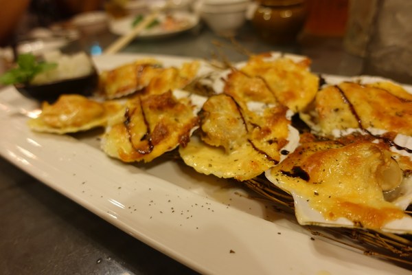 帝煲瓦罐煨湯館：(胖樺食記)宜蘭礁溪無菜單餐廳「帝煲瓦罐煨湯館」，宮廷式裝潢/16小時煲湯/神秘粽