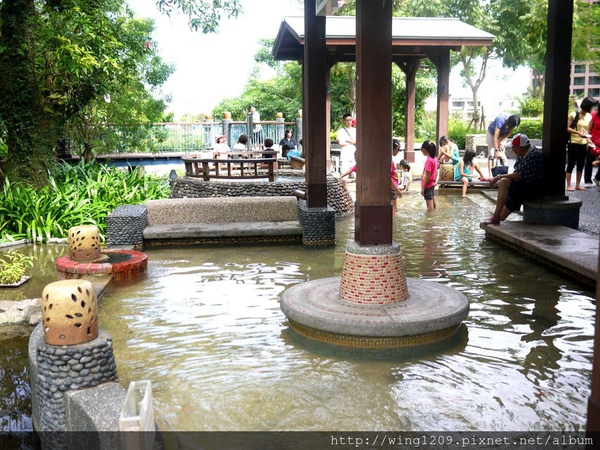 樂山溫泉拉麵(公園店)：［宜蘭小旅行］礁溪樂山溫泉拉麵二店。湯圍溝&礁溪溫泉公園