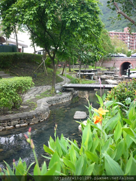 樂山溫泉拉麵(公園店)：［宜蘭小旅行］礁溪樂山溫泉拉麵二店。湯圍溝&礁溪溫泉公園