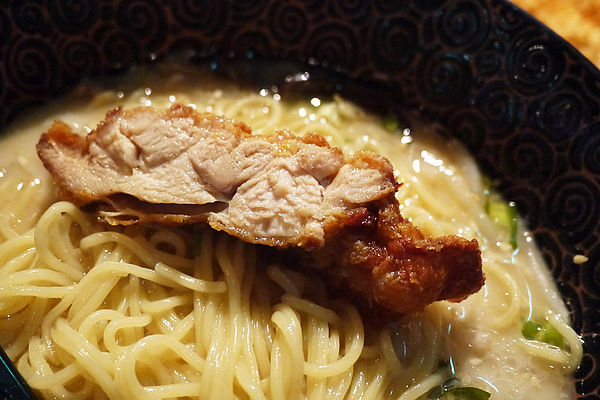 樂山溫泉拉麵:【宜蘭礁溪】樂山溫泉拉麵。泡腳拉麵