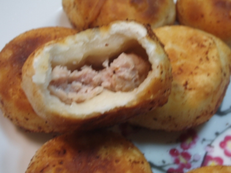 慕鈺華食品-冷凍系列：[瑞涵超口愛餡餅] 超卡哇伊