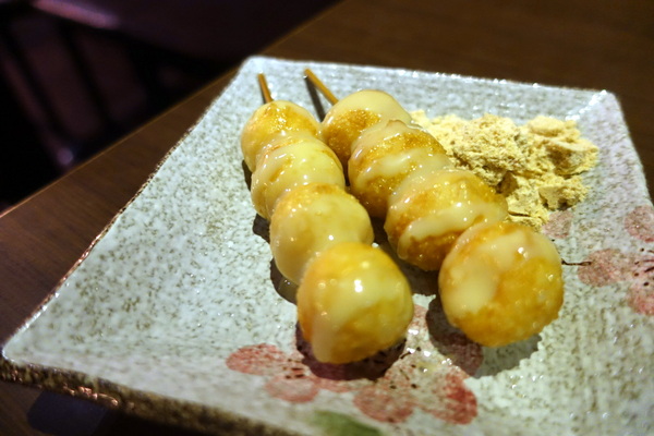 吳留手(麗水分舖):(胖樺食記)台北市推薦必吃美食「吳留手」,永康街麗水街人氣排隊名店/市民大道/可刷卡