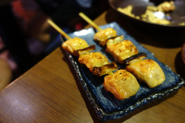 吳留手(麗水分舖):(胖樺食記)台北市推薦必吃美食「吳留手」,永康街麗水街人氣排隊名店/市民大道/可刷卡