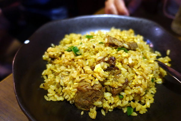 吳留手(麗水分舖):(胖樺食記)台北市推薦必吃美食「吳留手」,永康街麗水街人氣排隊名店/市民大道/可刷卡