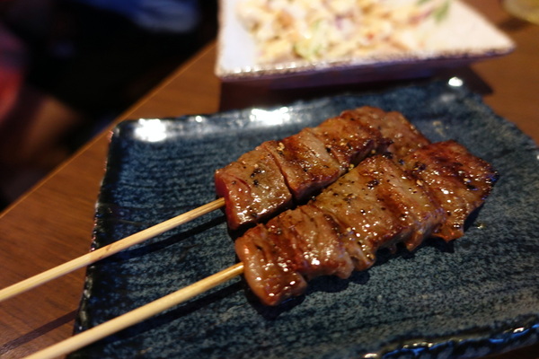 吳留手(麗水分舖):(胖樺食記)台北市推薦必吃美食「吳留手」,永康街麗水街人氣排隊名店/市民大道/可刷卡