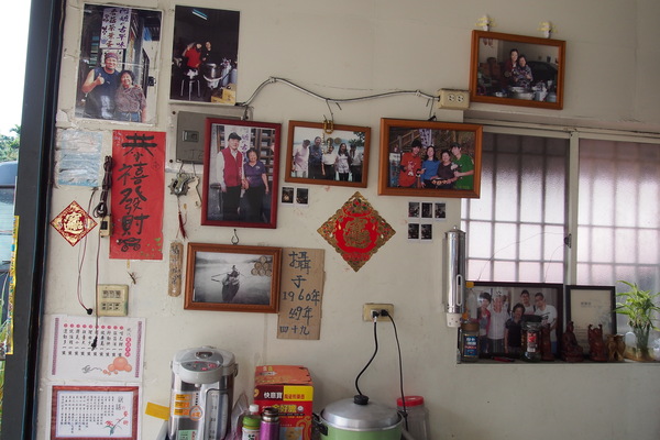 金盆阿嬤的香菇茶葉蛋：【南投・日月潭】阿婆茶葉蛋＆所長茶葉蛋