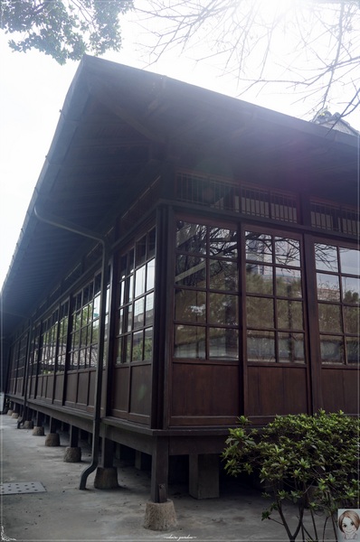 逸仙公園：[城市小旅行]台北逸仙公園~隱身鬧區的世外桃源