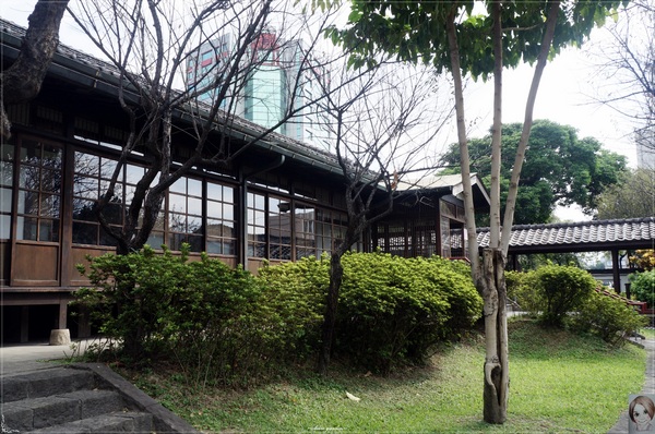 逸仙公園：[城市小旅行]台北逸仙公園~隱身鬧區的世外桃源