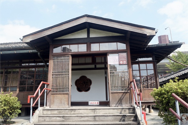 逸仙公園：[城市小旅行]台北逸仙公園~隱身鬧區的世外桃源