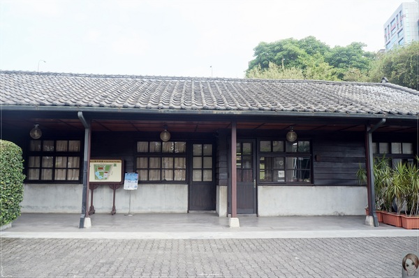 逸仙公園：[城市小旅行]台北逸仙公園~隱身鬧區的世外桃源