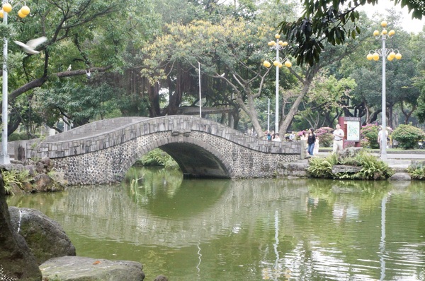 二二八和平紀念公園：[攝影小旅行]台北 城中區古城巡禮~發現!台北街頭也有懷舊異國風