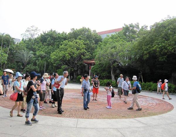 大龍峒保安宮：大龍峒保安宮- 民俗與信仰