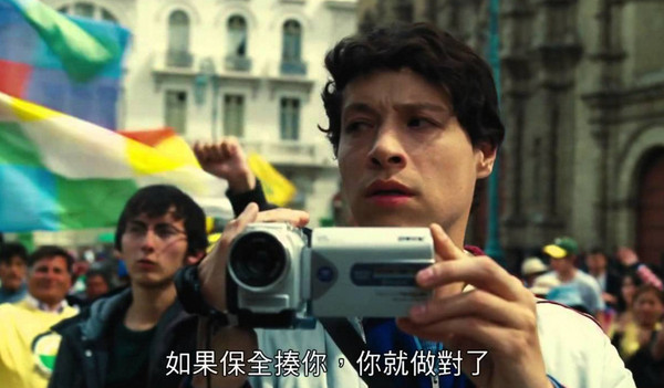 危機女王(Our Brand Is Crisis):【電影】激起你的政治魂,超話題性「危機女王」