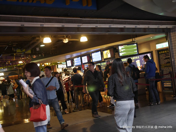 台北信義威秀影城:【景點】台北Vieshow Cinemas Taipei Hsin Yi 4DX 信義威秀影城4DX全感官影廳@信義世貿-捷運MRT台北101 : 影視體驗不打折,信義商圈的早期開拓者