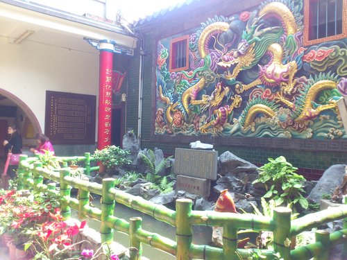 芝山岩:201304102117跟著捷運去踏青之芝山巖惠濟宮