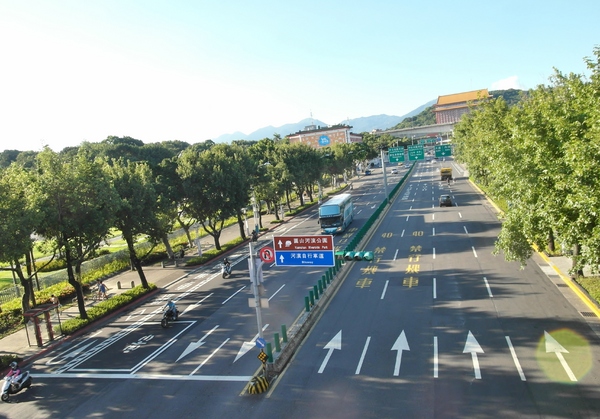 花博圓山公園:【樞紐情緣-晴光/圓山商圈約會特寫】遠離城市喧囂~圓山半日遊!!