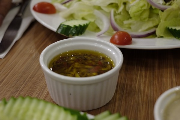 àlohas野草：嗑完沙拉我果然還是喜歡吃肉-àlohas野草