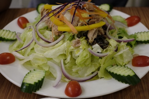 àlohas野草：嗑完沙拉我果然還是喜歡吃肉-àlohas野草