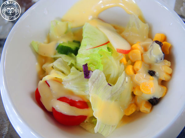 莓圃觀光休閒農園：作伙來企投【台北內湖･莓圃休閒觀光農園】庭園咖啡吃草莓料理