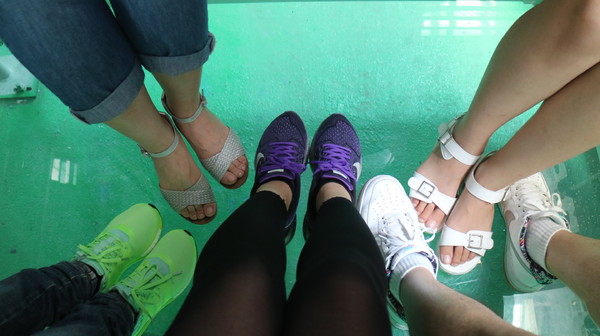 貓纜之眼：【台北旅遊】貓空纜車初體驗，水晶車廂超讚!