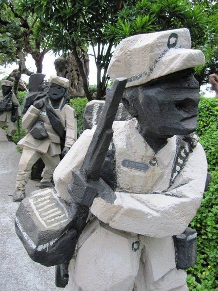 朱銘美術館:朱銘美術館 - 與大自然結合的藝術之旅