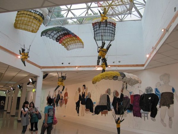 朱銘美術館:朱銘美術館 - 與大自然結合的藝術之旅