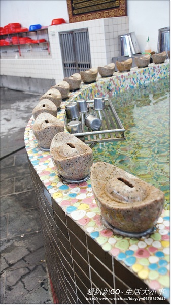 石碇五路財神廟：【新北市/石碇】補財庫的好地方~五路財神廟