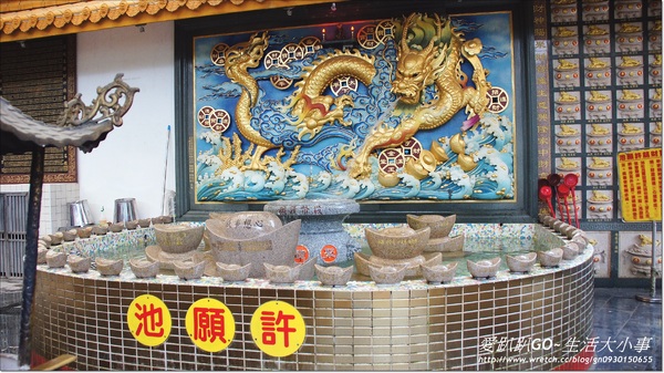 石碇五路財神廟：【新北市/石碇】補財庫的好地方~五路財神廟