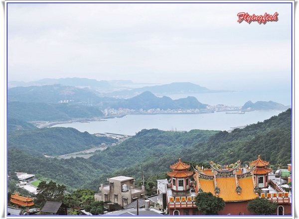 九份老街：  ✜走走逛逛九份景點+小吃輕旅行【上】:黃金博物館園區+金瓜石太子賓館+九份老街<魚丸伯仔/九份紅糟肉圓/金枝紅糟