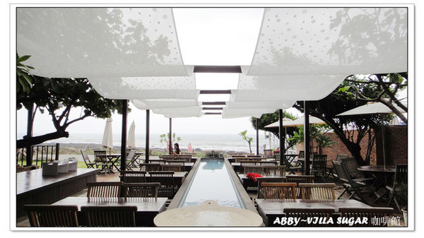 九份老街:【台北景點】九份吃芋圓~美到爆炸的陰陽海.連湯婆婆的湯屋都出現啦!!