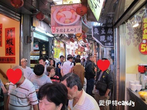 九份老街：『新北_九份老街』懷舊必去景點，神隱少女的場景！一探究竟~