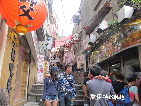 九份老街：『新北_九份老街』懷舊必去景點，神隱少女的場景！一探究竟~