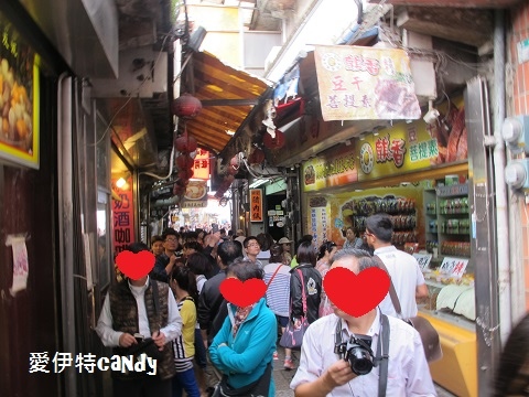 九份老街：『新北_九份老街』懷舊必去景點，神隱少女的場景！一探究竟~