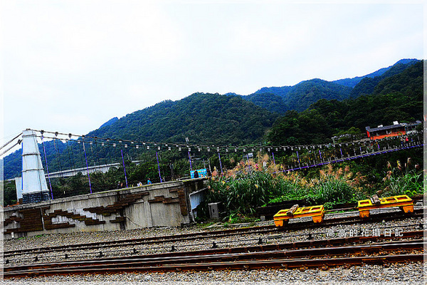 十分車站:【新北】平溪區。十分車站 十分老街