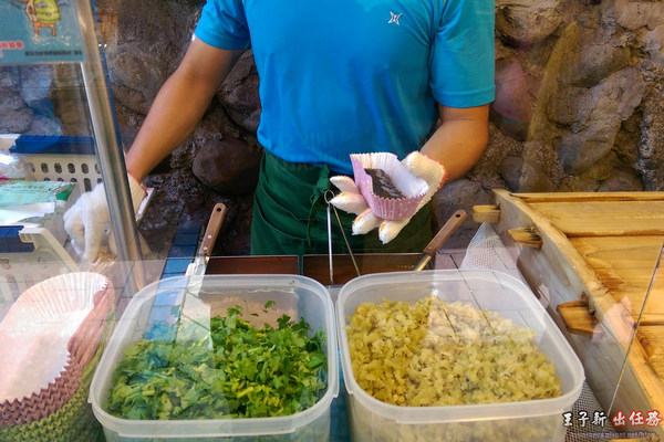 烏來老街：來去烏來住一晚 新北一日遊: 烏來老街 烏來溫泉 烏來吊橋 烏來瀑布 烏來纜車 台九線旅遊 檔車旅行