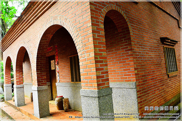 淡江中學:【新北】淡水區。私立淡江高级中學(校史館 馬偕博士墓園 外僑墓園…)