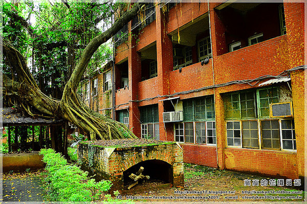 淡江中學:【新北】淡水區。私立淡江高级中學(校史館 馬偕博士墓園 外僑墓園…)