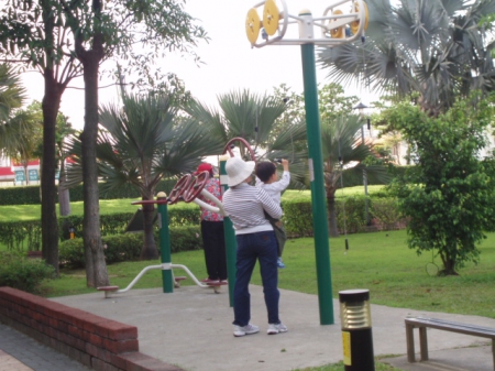 朝陽森林公園:朝陽森林公園~健身休憩的好去處