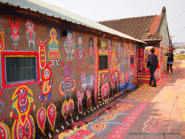 台中彩虹眷村：【景點】台中彩虹眷村&彩虹藝術公園@南屯 : 知名彩繪村？沒有想像中的有看頭,有主題的話可能會比較好!